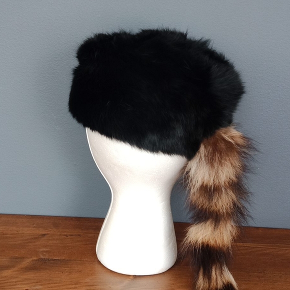 Fur toque